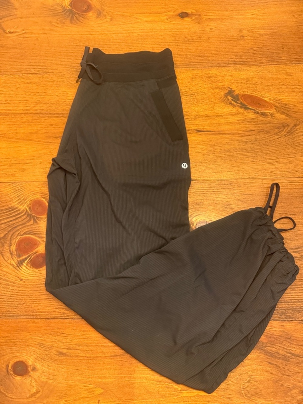 lululemon athletica womens 
Black Ribbed Drawstring Joggers